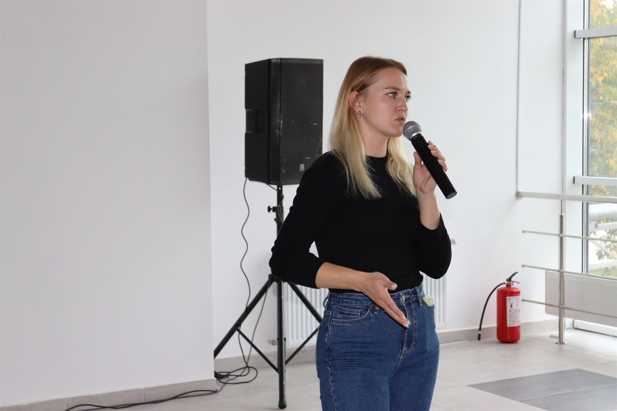 Яна Коник розповідає про те, як цікаві проєкти у Дрогобичі допомагають переселенцям та волонтерам