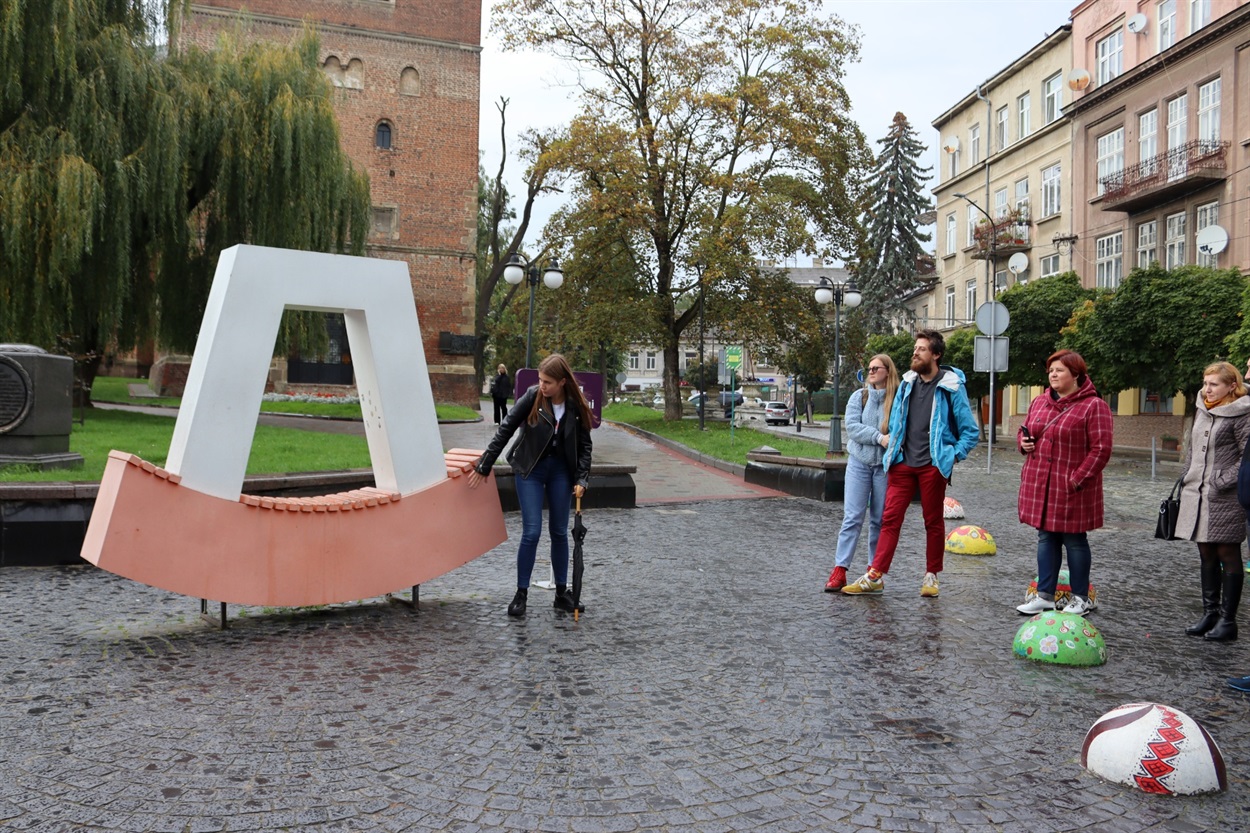 Фотографуватись у Дрогобичі