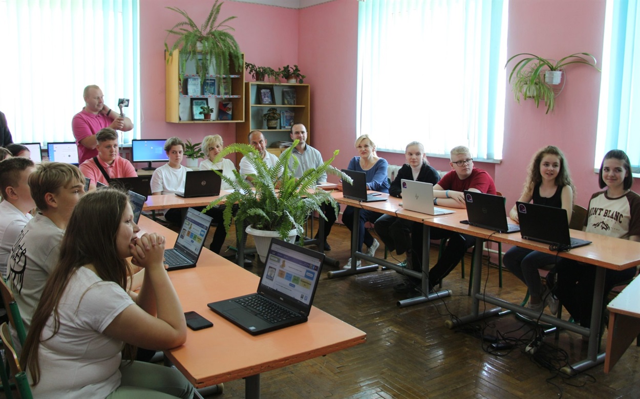 У лабораторії буде навчатися 10 учнів з 6 та 7 класів