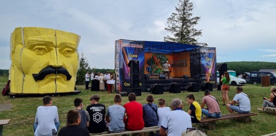 Фото одного з попередніх фестивалів