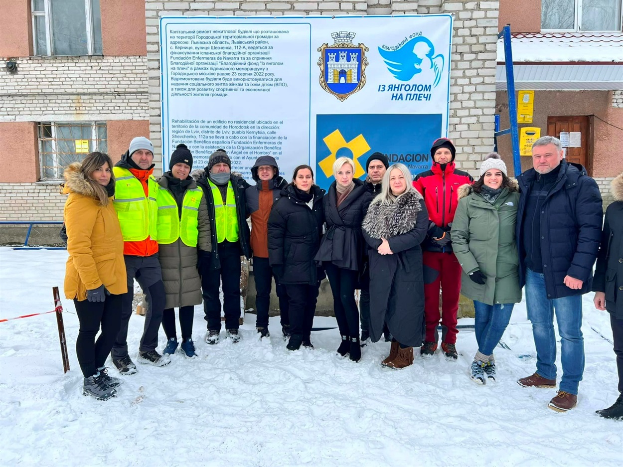 Будівля у Керниці, у якій роблять реконструкції.