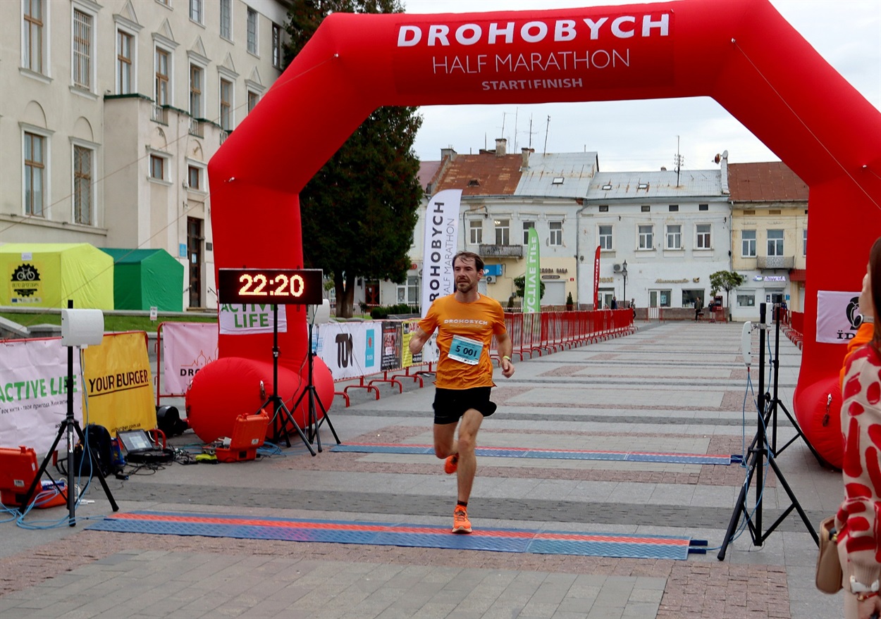 Організатор Іван Гуляк