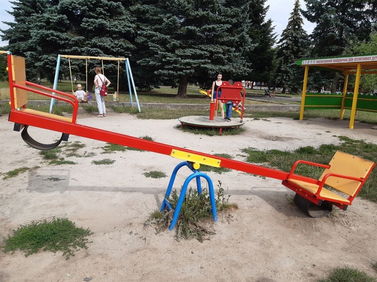 Інклюзивний майданчик для дітей з інвалідністю, по вул. Винниченка