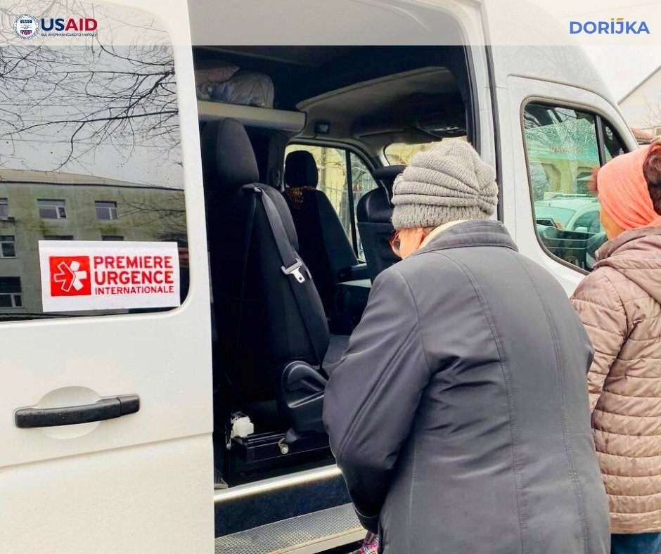 Соціальне таксі у Івано-Франківській області від Première Urgence Internationale