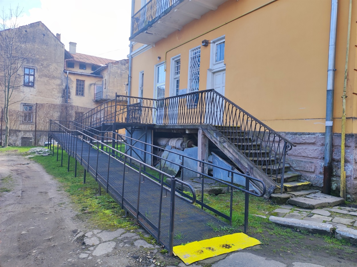 Пандус облаштований добре