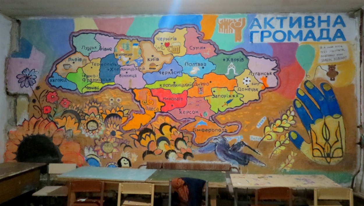 Стінопис в укритті ліцею