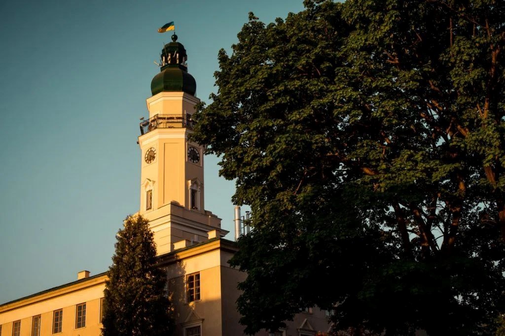 Можна замовити екскурсію вежею Дрогобицької ратуші