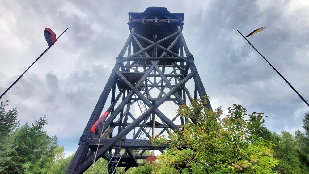 Висота вежі - 43 м