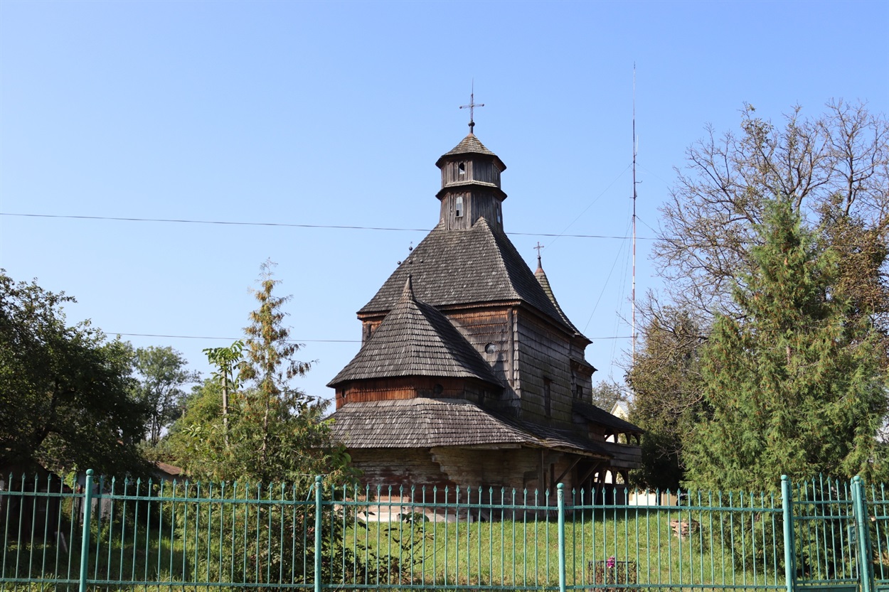 Церква Воздвиження Чесного Хреста