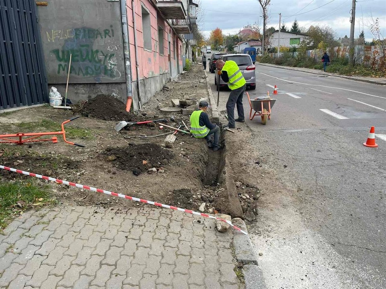 Ремонт тротуару 