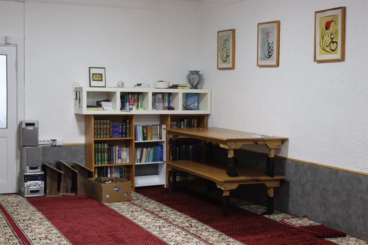 Приміщення, де відбуваються молитви у Культурному центрі кримських татар