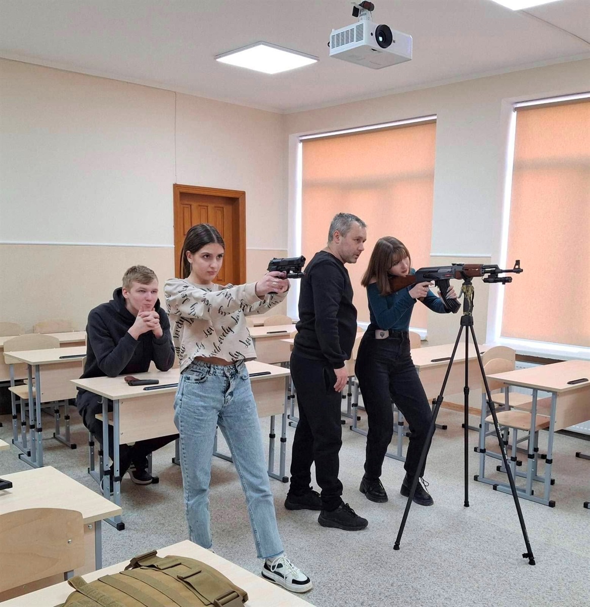 Заняття з "Захисту України"