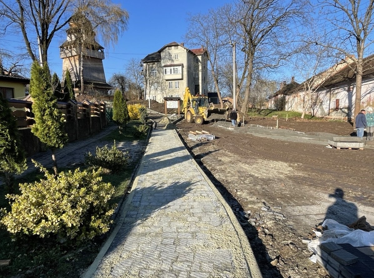 Ремонт площі Святого Юра