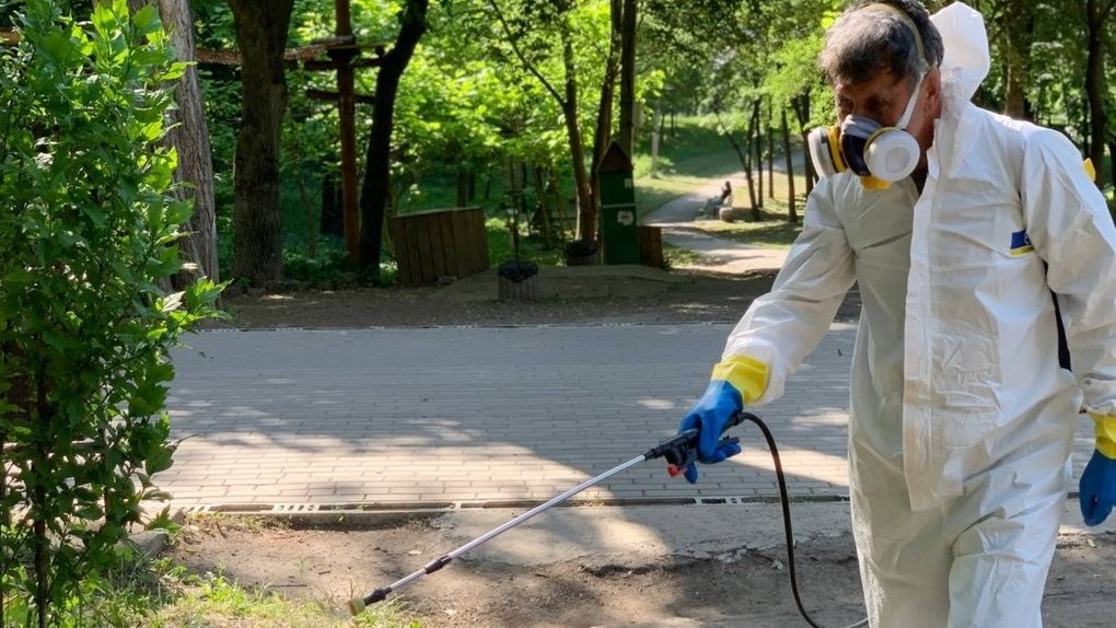 Обробка зелених зон від кліщів 
фото ілюстративне