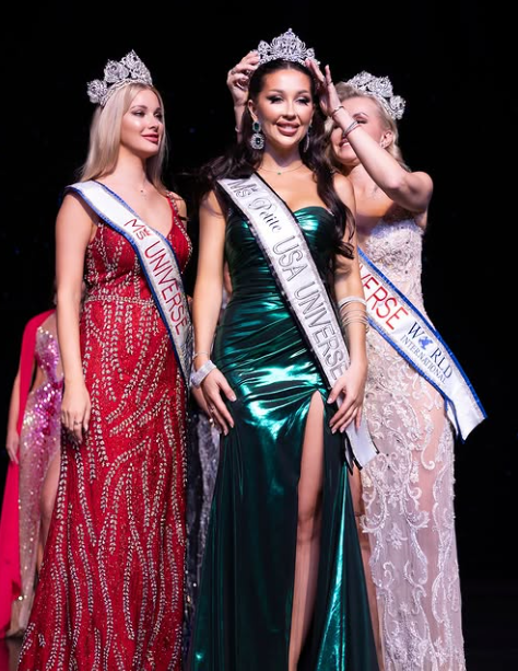 Нагородження Адріани Пущак на Miss Petite USA Universe 2025,