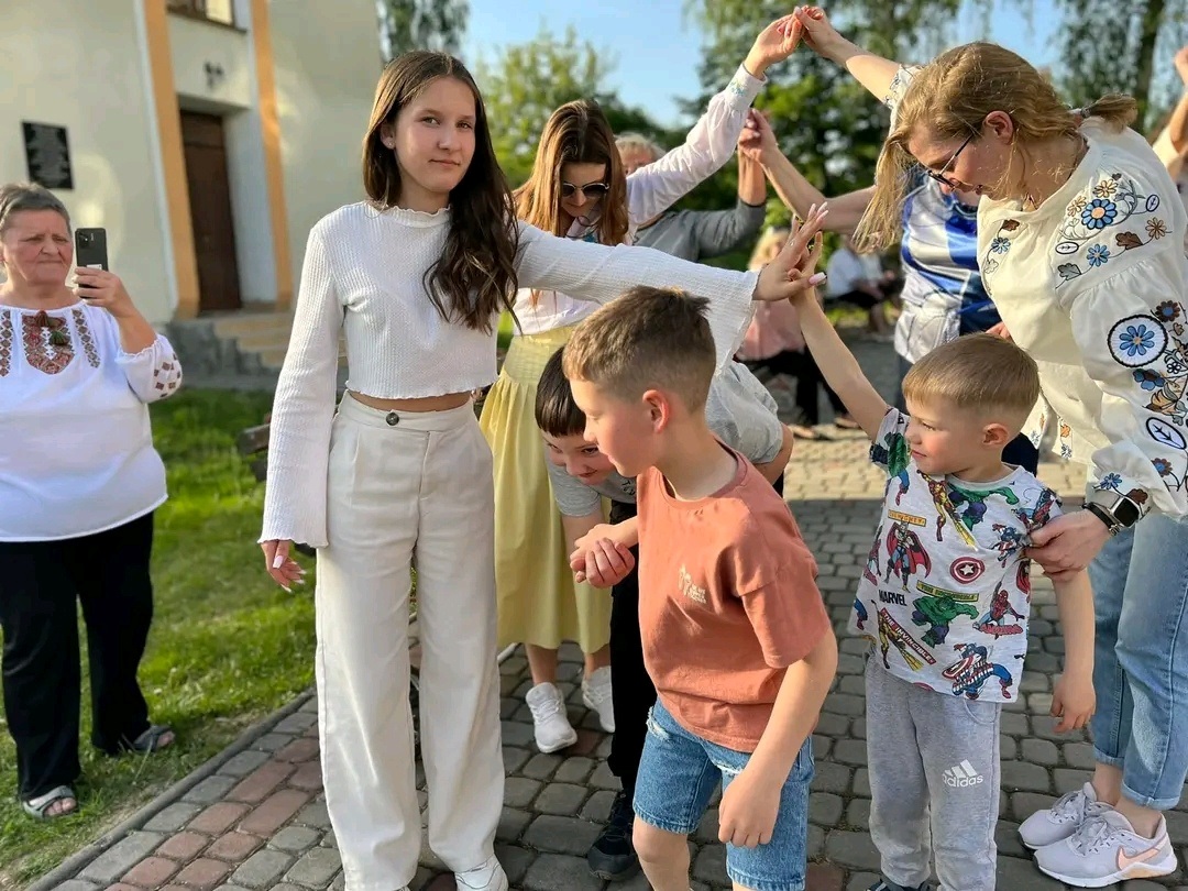 “Тут виховується особистість”: як діє спільнота молоді при храмі Вознесіння Господнього у Дрогобичі