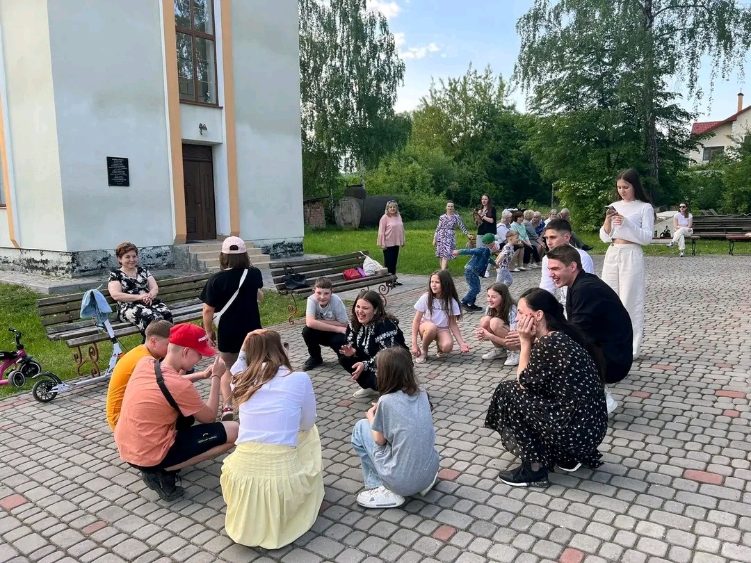 “Тут виховується особистість”: як діє спільнота молоді при храмі Вознесіння Господнього у Дрогобичі