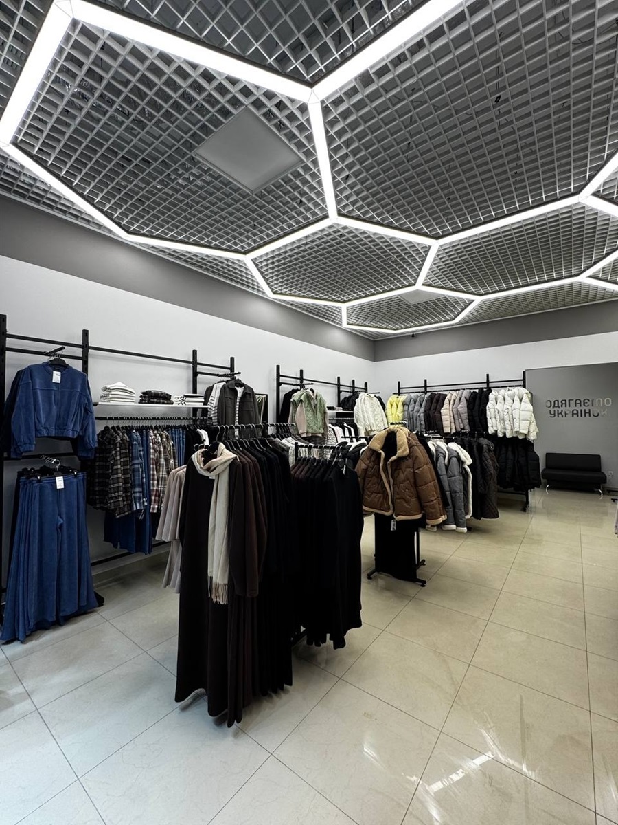 Український бренд Wear Me відкрив магазин у Дрогобичі: акція з нагоди відкриття