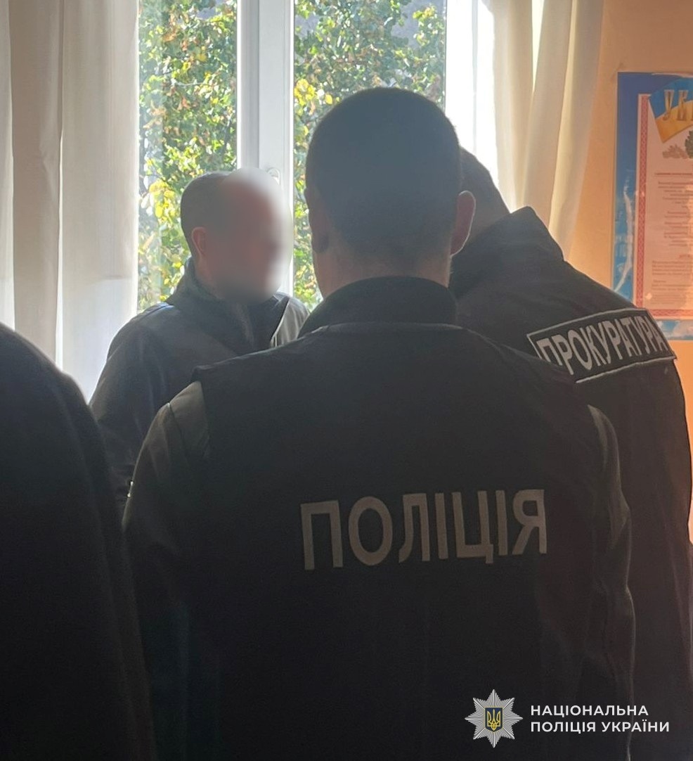 Держреєстратор незаконно змінив дані про власність нерухомості у Дрогобичі: йому загрожує в'язниця