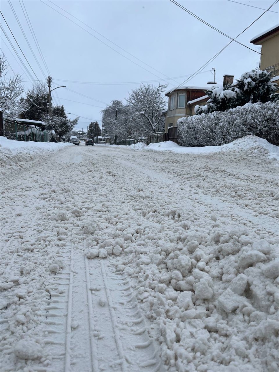 Як Дрогобич долає наслідки снігопаду: репортаж з вулиць міста