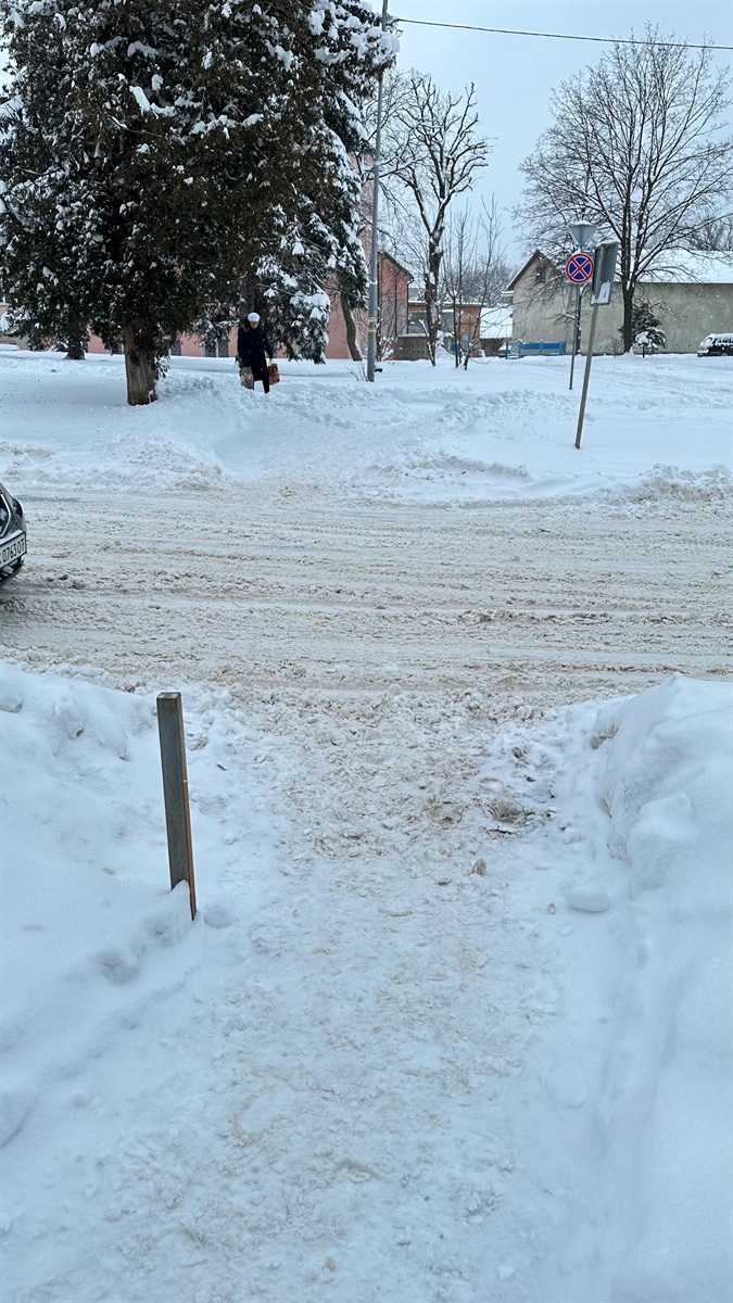 Як Дрогобич долає наслідки снігопаду: репортаж з вулиць міста